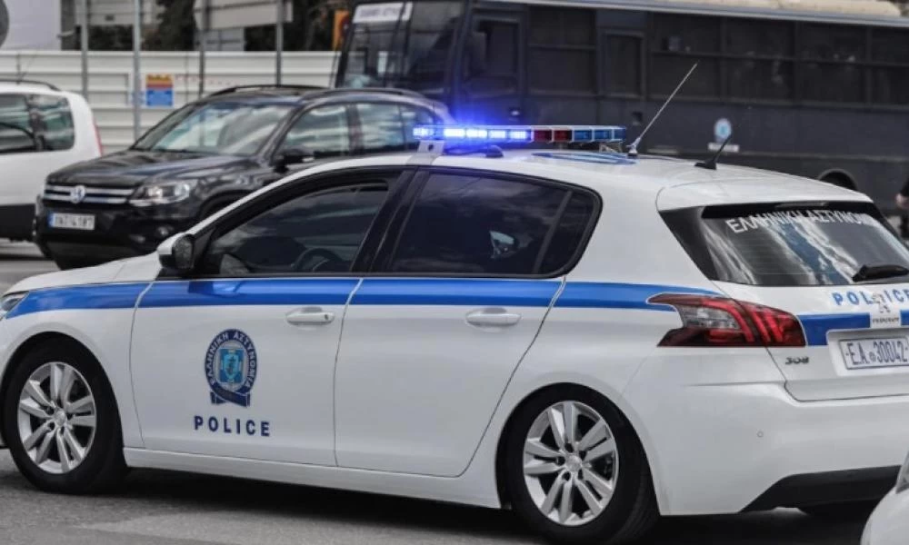 Κινητό «μίνι μάρκετ» ναρκωτικών εντοπίστηκε στο κέντρο της Αθήνας - Συνελήφθη ο οδηγός του οχήματος